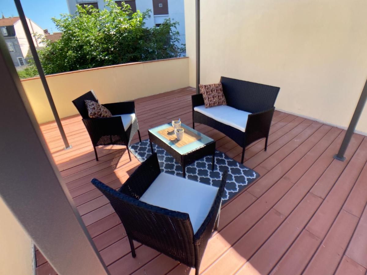 Studio Climatise Et Grande Terrasse Tarbes Centre Екстер'єр фото